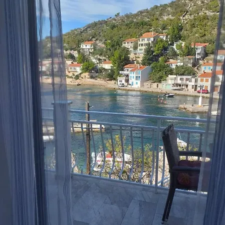 Jakov Appartamento Starigrad (Kvarner)