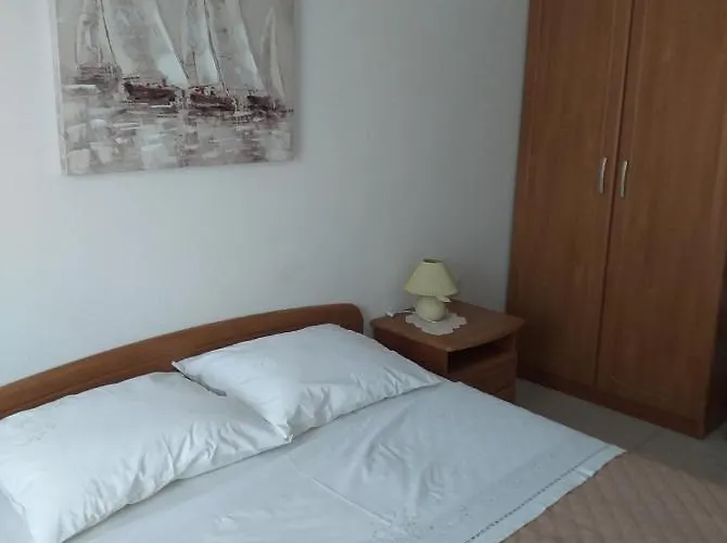 Апартаменты Jakov