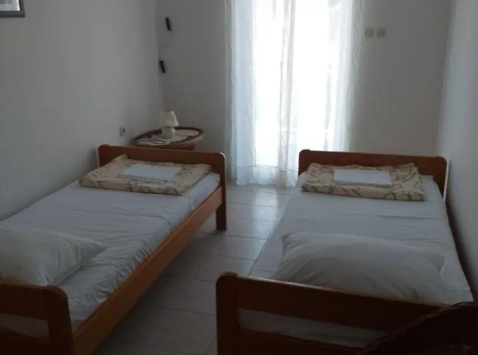 Jakov Apartamento