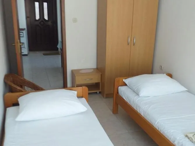 Апартаменты Jakov *