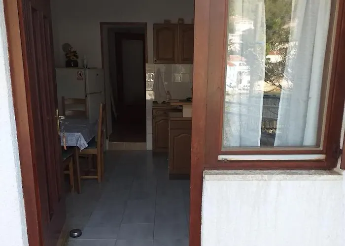 Jakov Апартаменты *